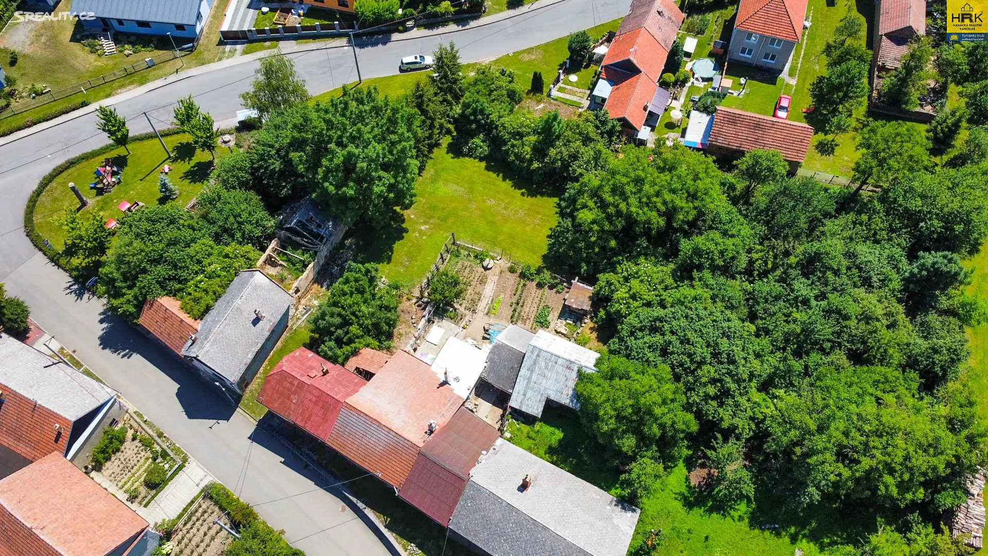 Prodej  stavebního pozemku 2 463 m², Koválovice-Osíčany - Koválovice u Tištína, okres Prostějov