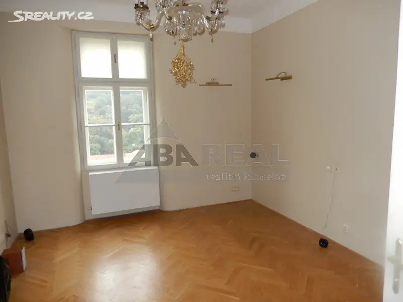 Pronájem bytu 2+1 54 m², Loretánská, Praha 1 - Hradčany