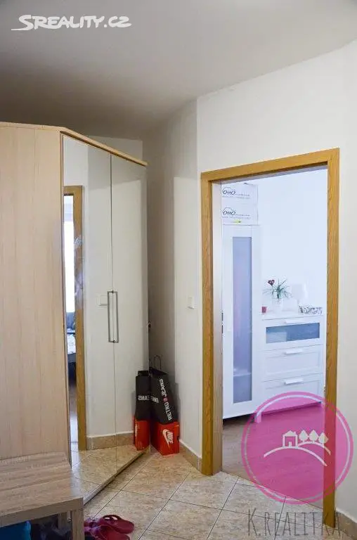Pronájem bytu 2+kk 40 m², Schweitzerova, Olomouc - Nové Sady