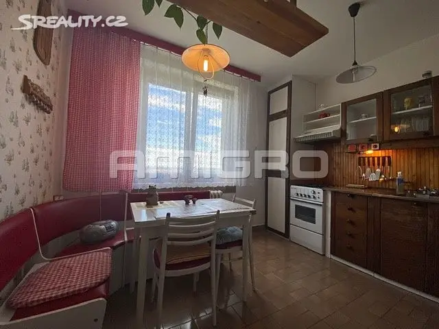 Pronájem bytu 3+1 79 m², Horníkova, Brno - Líšeň