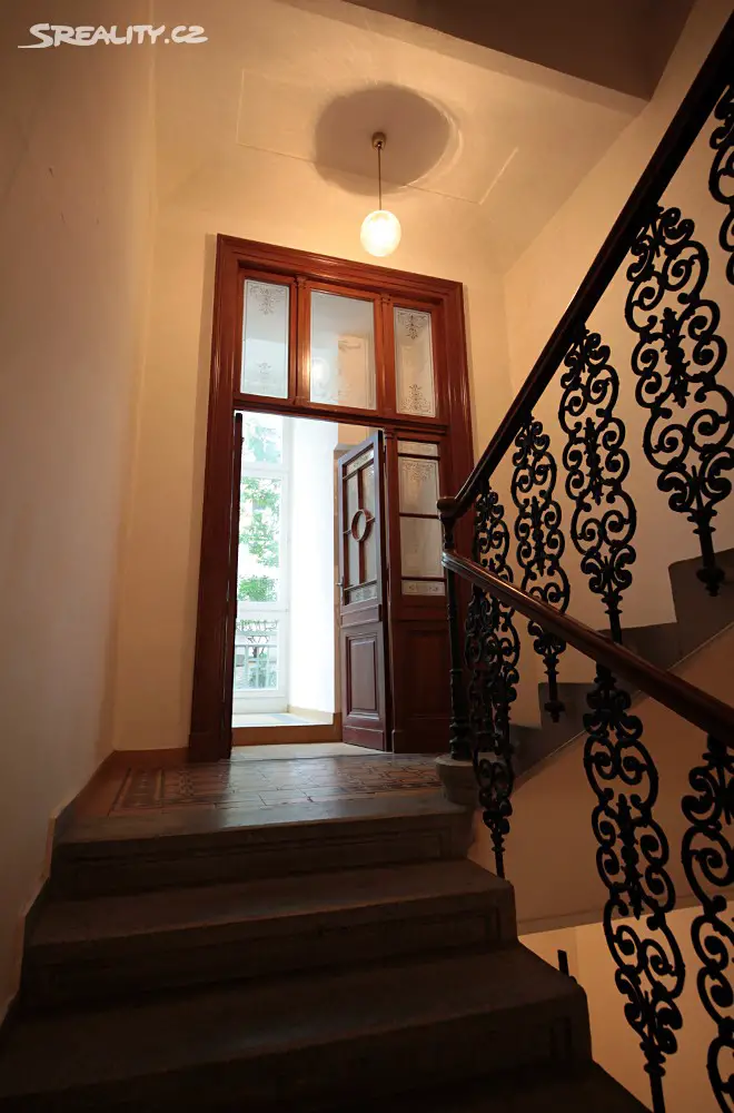 Pronájem bytu 3+1 100 m², Mánesova, Praha - Vinohrady