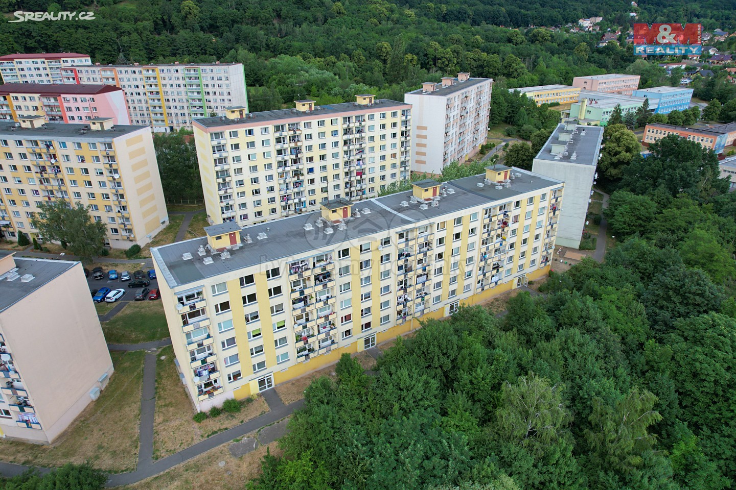 Prodej bytu 1+1 35 m², Karla Čapka, Krupka - Maršov