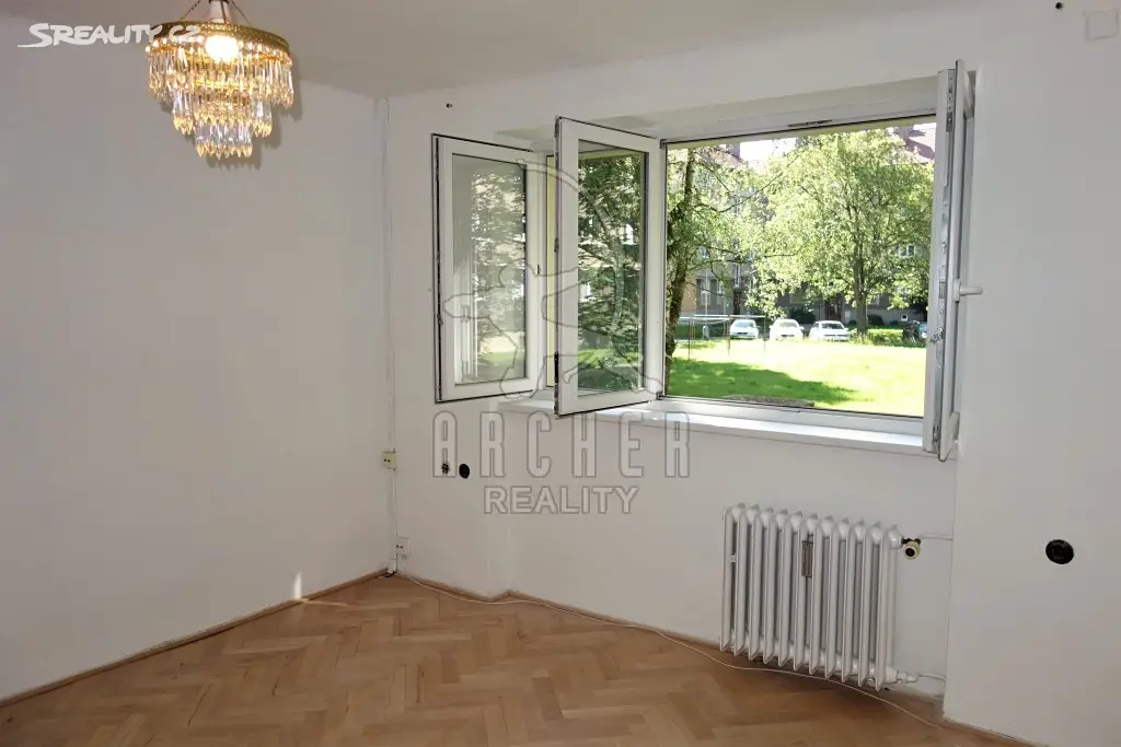 Prodej bytu 2+1 56 m², Vodárenská, Kladno - Kročehlavy