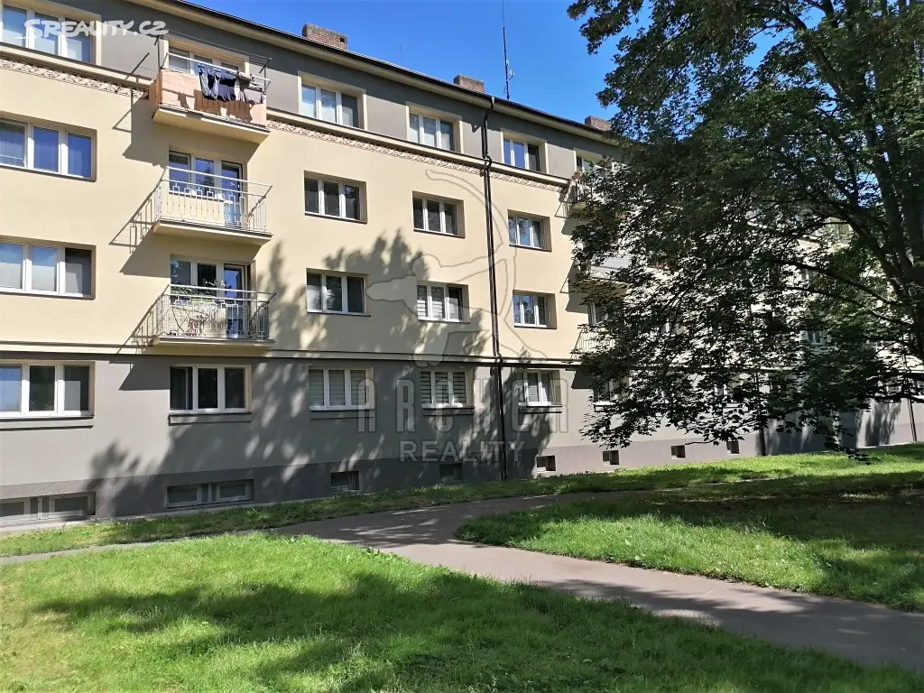 Prodej bytu 2+1 56 m², Vodárenská, Kladno - Kročehlavy