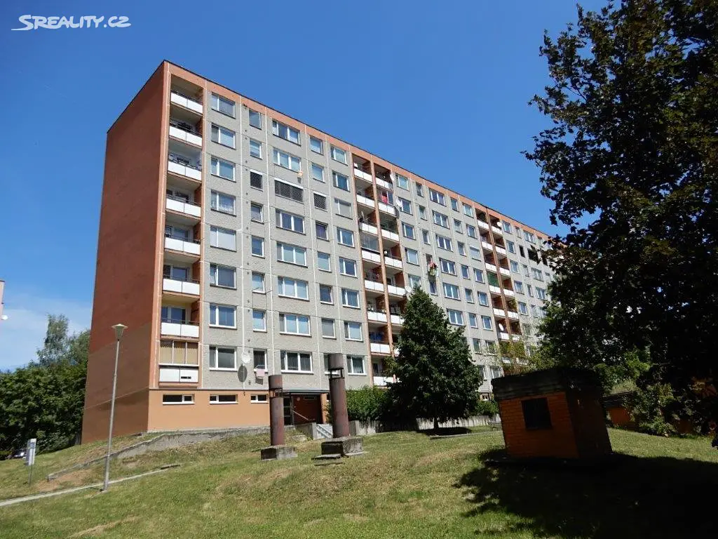 Prodej bytu 2+1 45 m², Na Honech III, Zlín