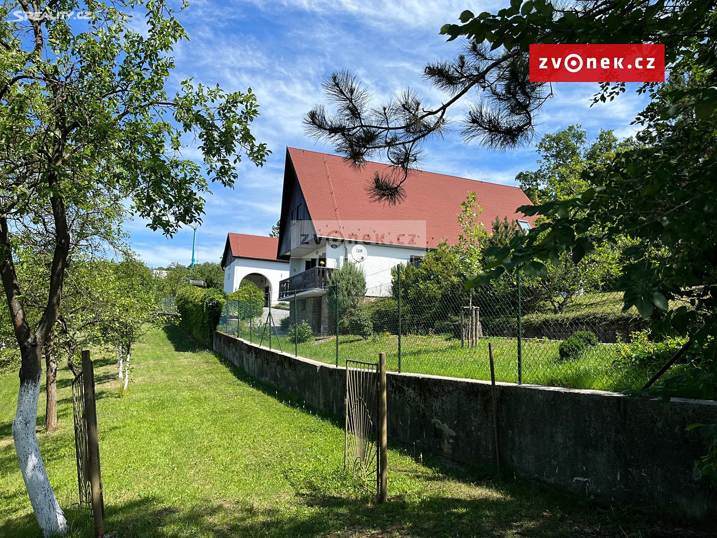 Prodej  rodinného domu 600 m², pozemek 3 722 m², Vlčnov, okres Uherské Hradiště