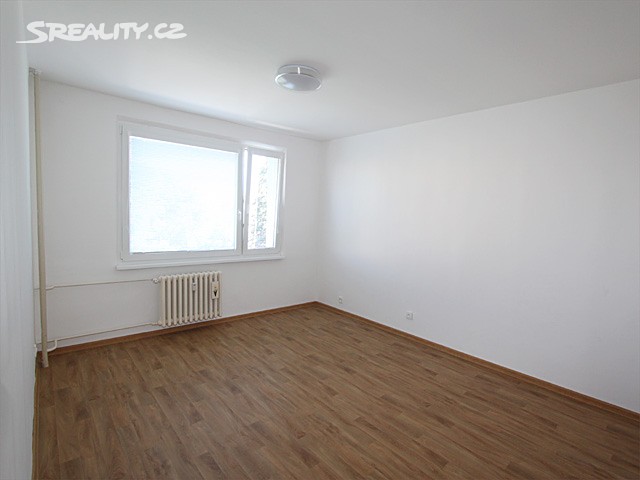 Pronájem bytu 2+kk 47 m², Pod Lipami, Jičín - Valdické Předměstí