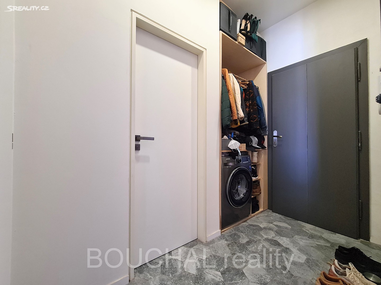 Pronájem bytu 2+kk 50 m², Na Roudné, Plzeň - Severní Předměstí
