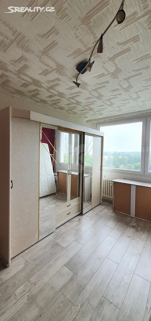 Prodej bytu 3+1 63 m², Poznaňská, Praha 8 - Bohnice