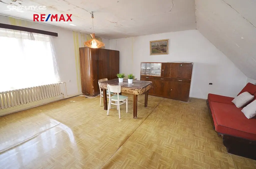 Prodej  rodinného domu 120 m², pozemek 1 455 m², Hořešovičky, okres Kladno