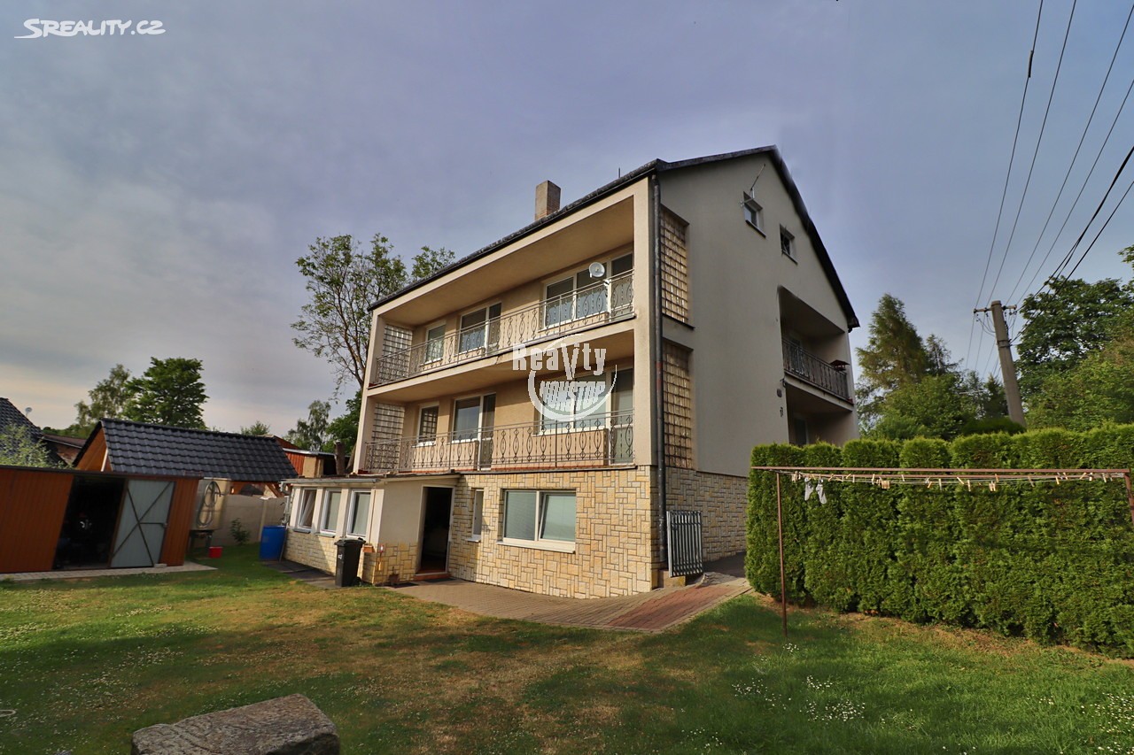 Prodej  vícegeneračního domu 1 401 m², pozemek 1 565 m², Jihlava - Henčov, okres Jihlava