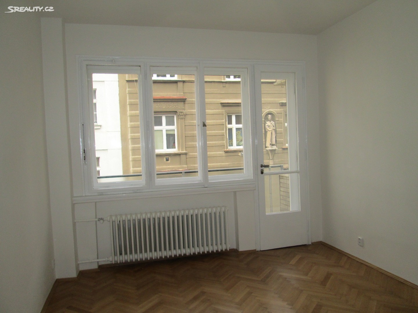 Pronájem bytu 1+1 38 m², Moskevská, Praha 10 - Vršovice