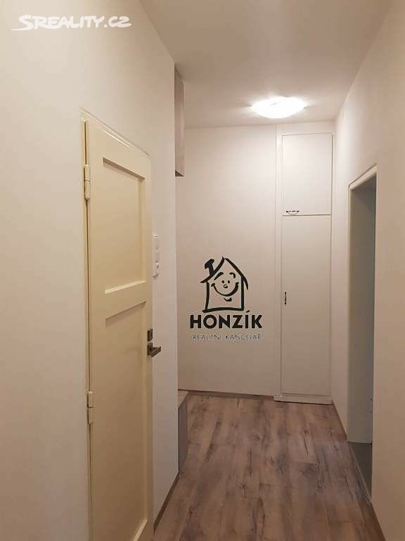 Pronájem bytu 2+1 56 m², Herálecká II, Praha 4 - Krč