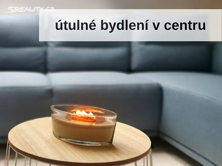 Pronájem bytu 2+kk 35 m² (Podkrovní), Plachého, Plzeň - Jižní Předměstí