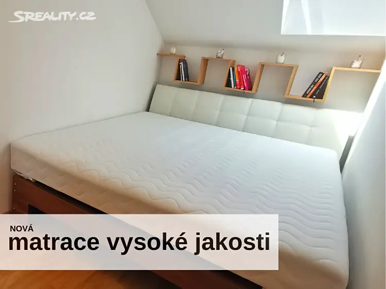 Pronájem bytu 2+kk 35 m² (Podkrovní), Plachého, Plzeň - Jižní Předměstí