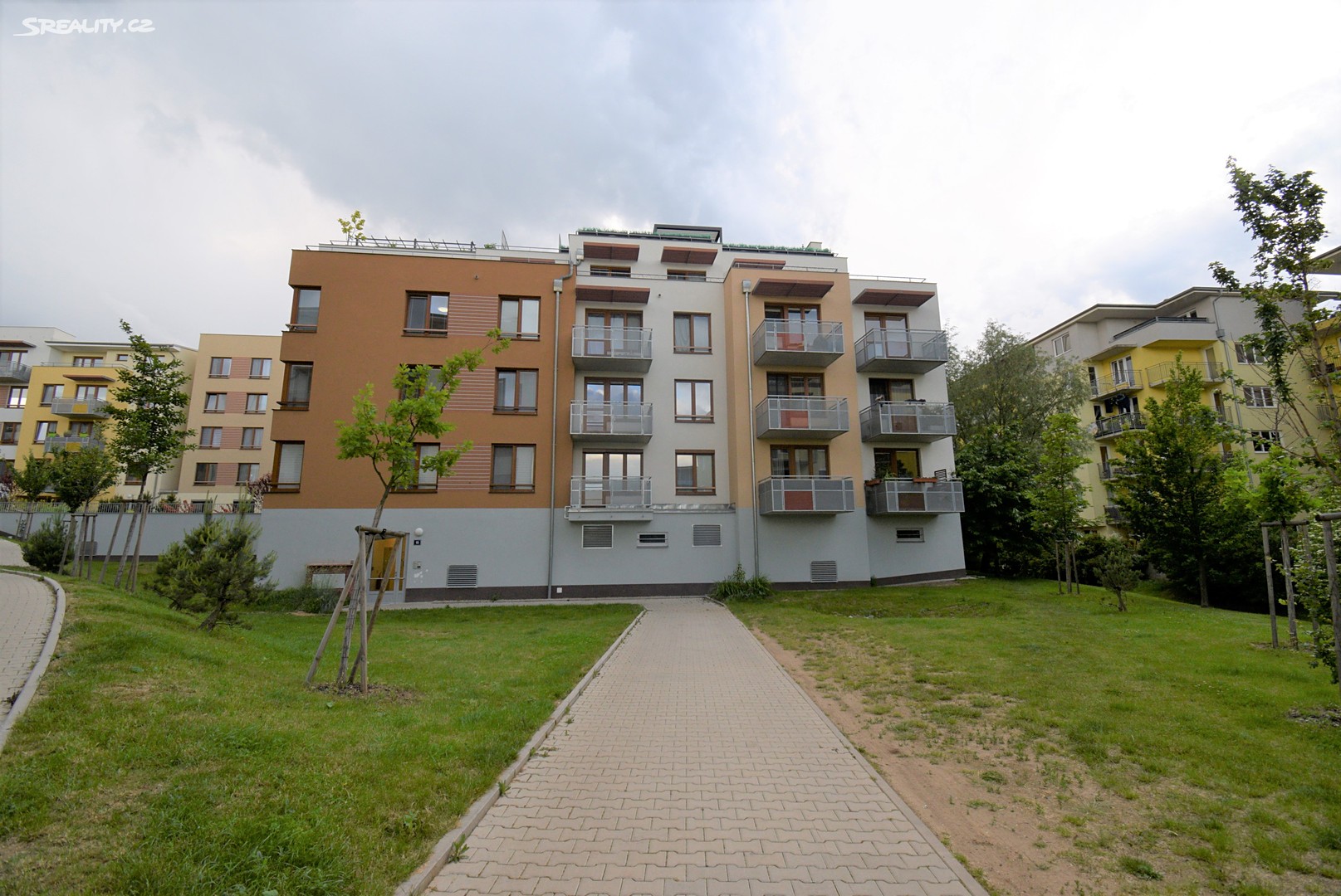 Prodej bytu 1+kk 41 m², Bermanova, Praha 9 - Čakovice