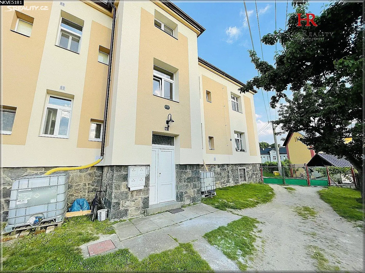 Prodej bytu 3+1 80 m², Komenského, Čerčany