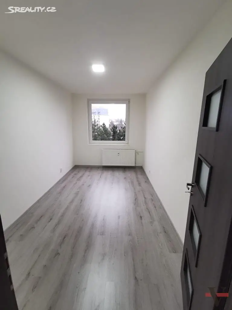 Prodej bytu 3+1 79 m², Generála Janouška, Praha 9 - Černý Most