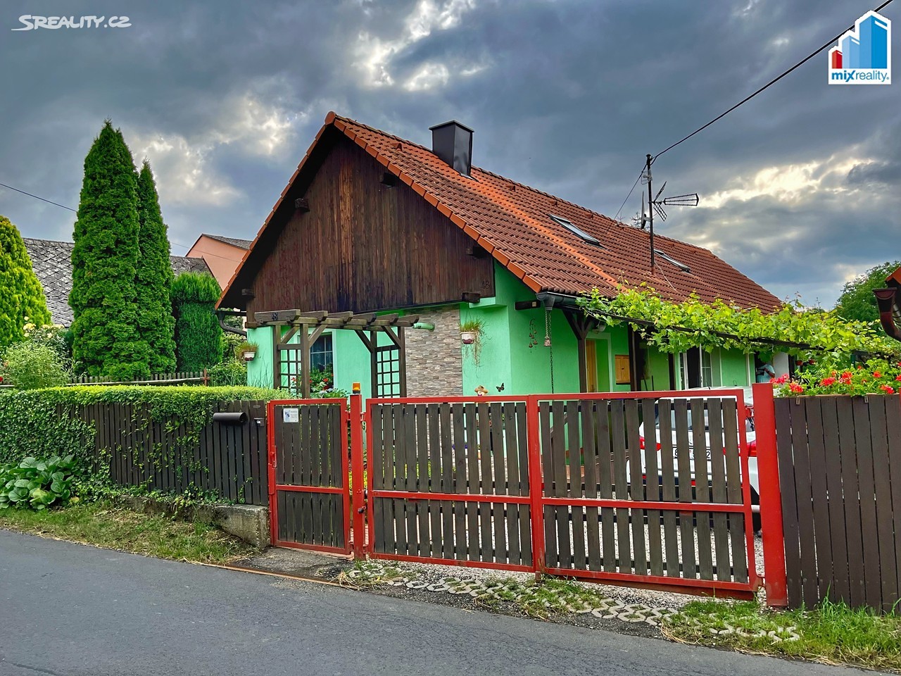 Prodej  chalupy 128 m², pozemek 408 m², Jarov, okres Plzeň-jih