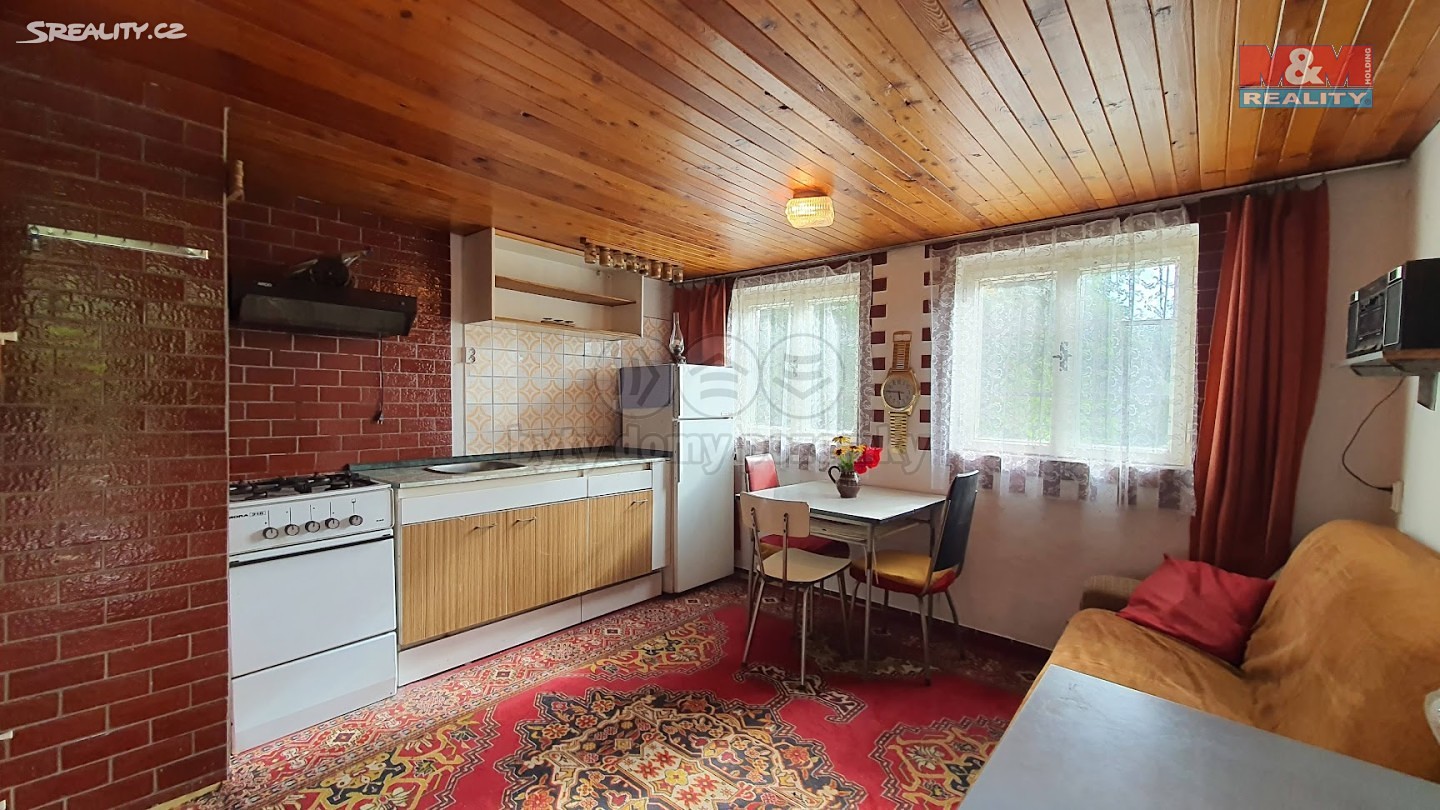Prodej  chaty 30 m², pozemek 427 m², Jenišov, okres Karlovy Vary