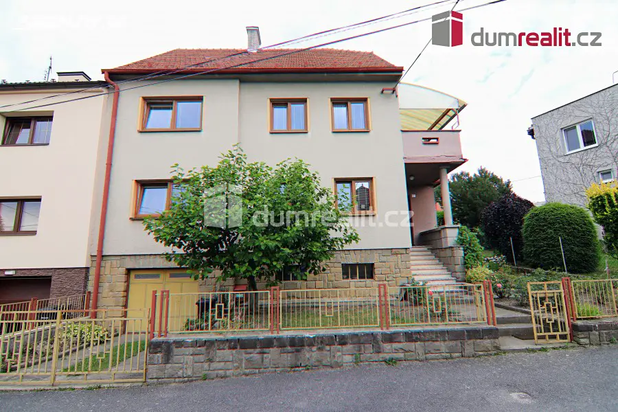 Prodej  rodinného domu 250 m², pozemek 558 m², Bezručova čtvrť, Bojkovice