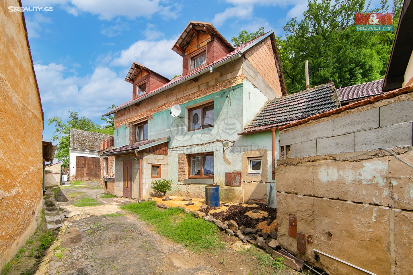 Prodej  rodinného domu 250 m², pozemek 423 m², Hrobčice - Mirošovice, okres Teplice
