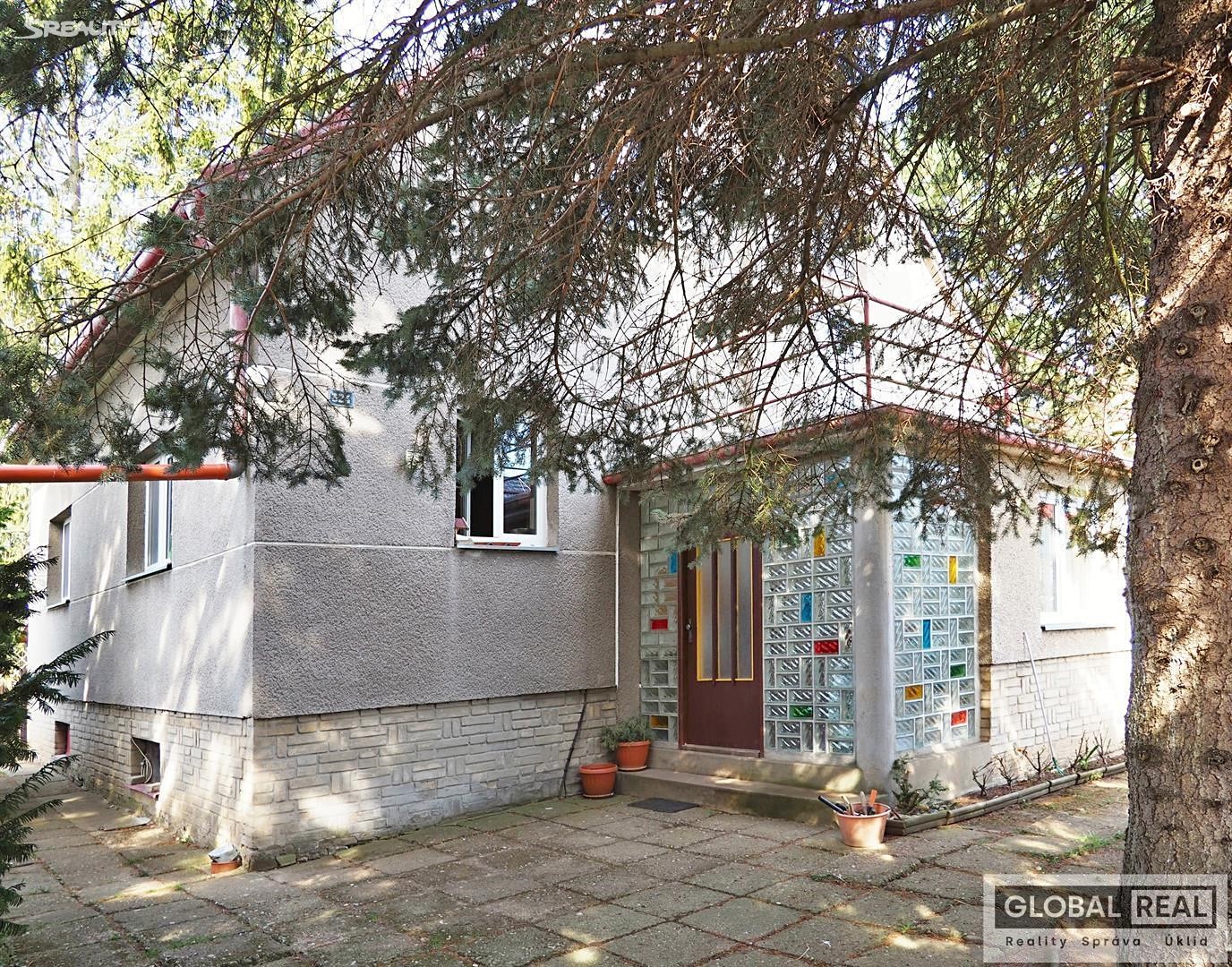 Prodej  rodinného domu 225 m², pozemek 1 070 m², Kladenská, Jeneč