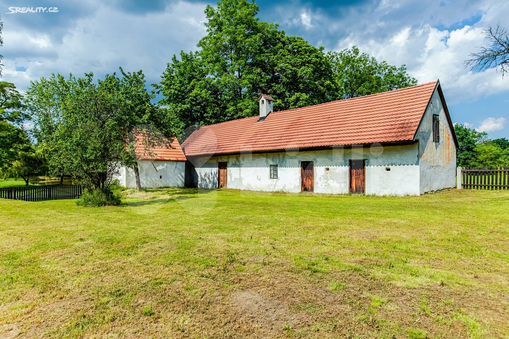 Prodej  rodinného domu 790 m², pozemek 14 690 m², Jílovice - Kojákovice, okres České Budějovice