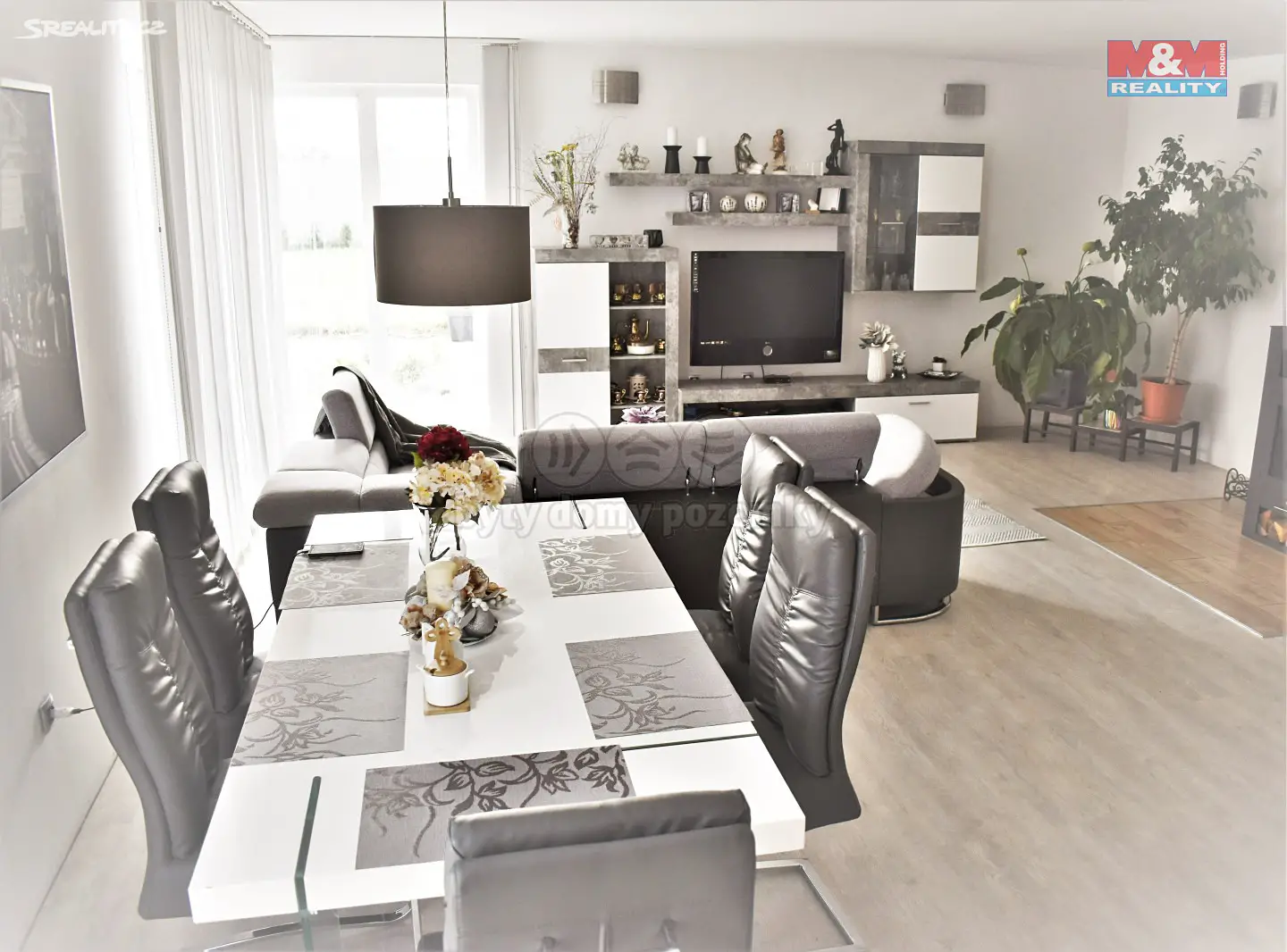 Prodej  rodinného domu 250 m², pozemek 1 453 m², Jiřice u Miroslavi, okres Znojmo