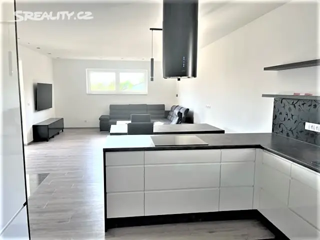 Prodej  rodinného domu 193 m², pozemek 1 443 m², Olomouc - Nedvězí, okres Olomouc