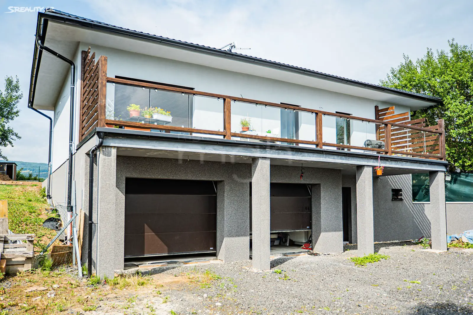 Prodej  rodinného domu 312 m², pozemek 1 100 m², Ostrov - Dolní Žďár, okres Karlovy Vary