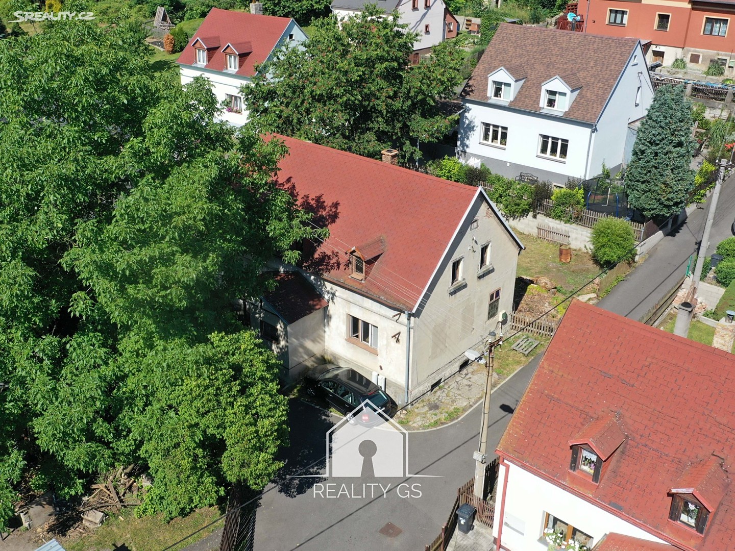 Prodej  rodinného domu 196 m², pozemek 374 m², Petrovice, okres Ústí nad Labem