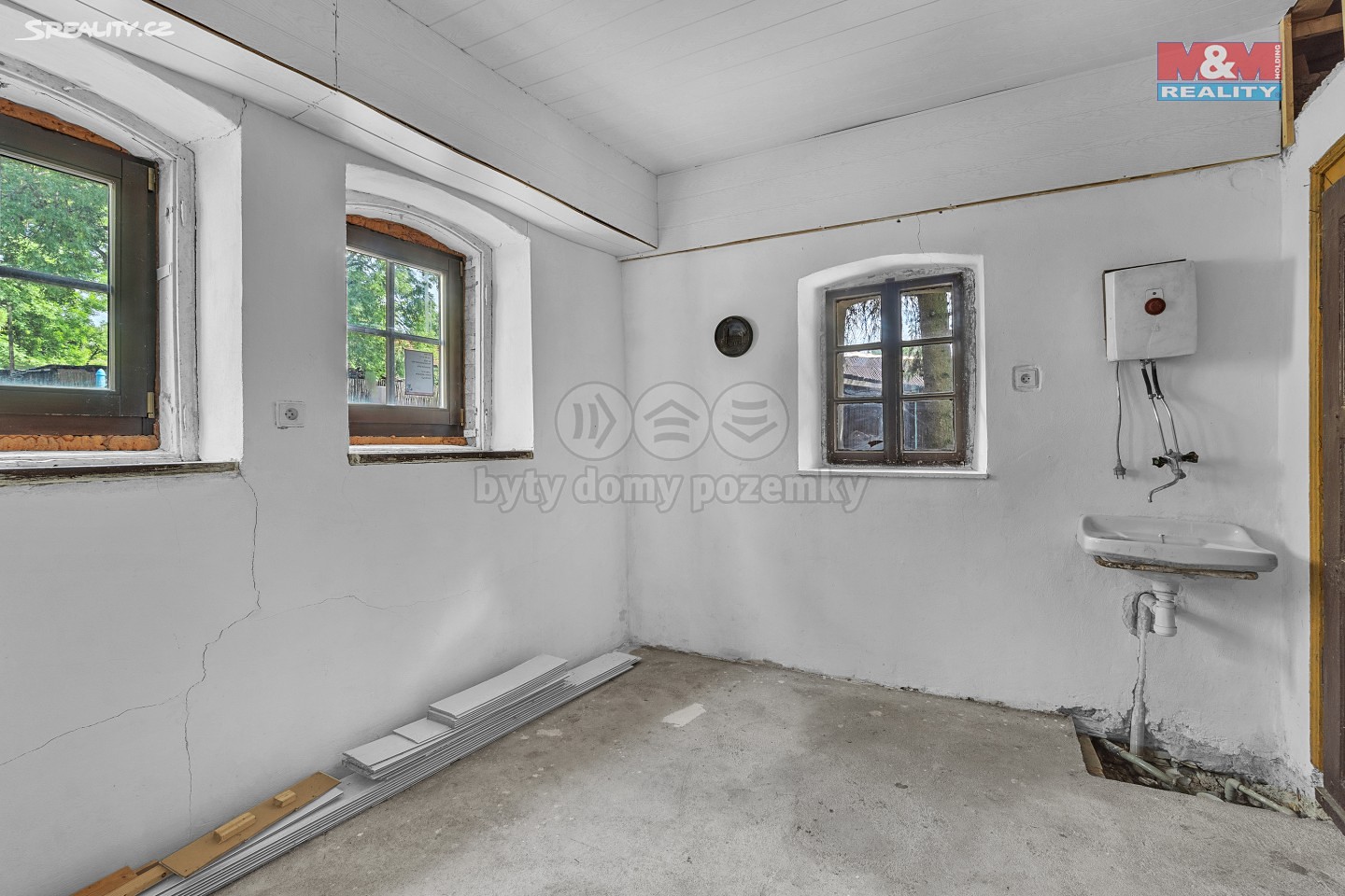 Prodej  rodinného domu 25 m², pozemek 113 m², Podmoky, okres Nymburk