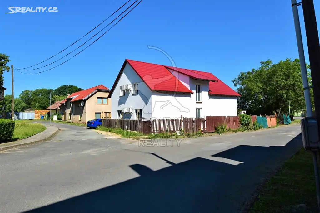 Prodej  rodinného domu 196 m², pozemek 423 m², Rostoklaty - Nová Ves II, okres Kolín