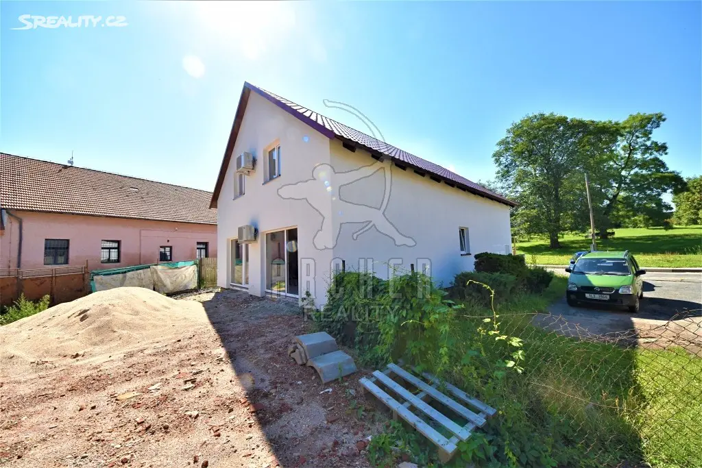 Prodej  rodinného domu 196 m², pozemek 423 m², Rostoklaty - Nová Ves II, okres Kolín