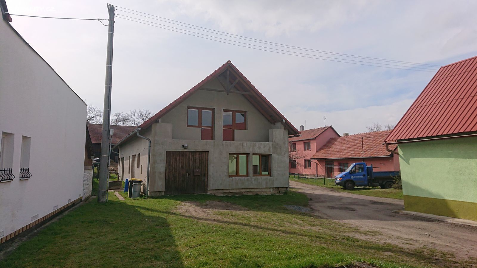 Prodej  rodinného domu 350 m², pozemek 3 220 m², Vlachova Lhota, okres Zlín