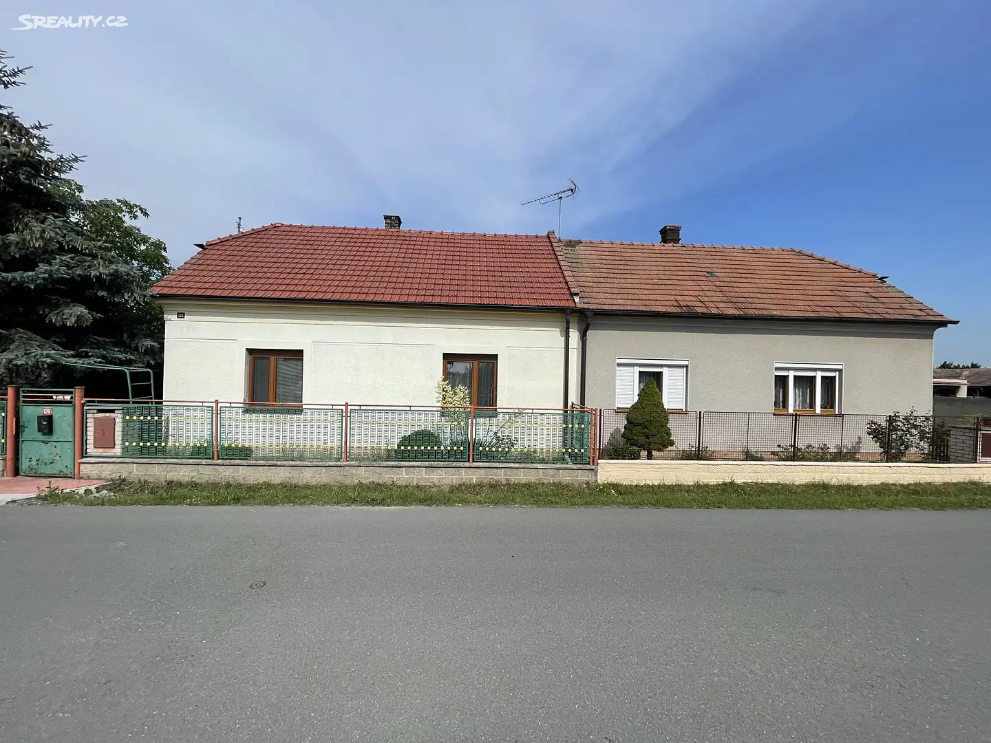 Prodej  rodinného domu 220 m², pozemek 760 m², Všechlapy, okres Nymburk