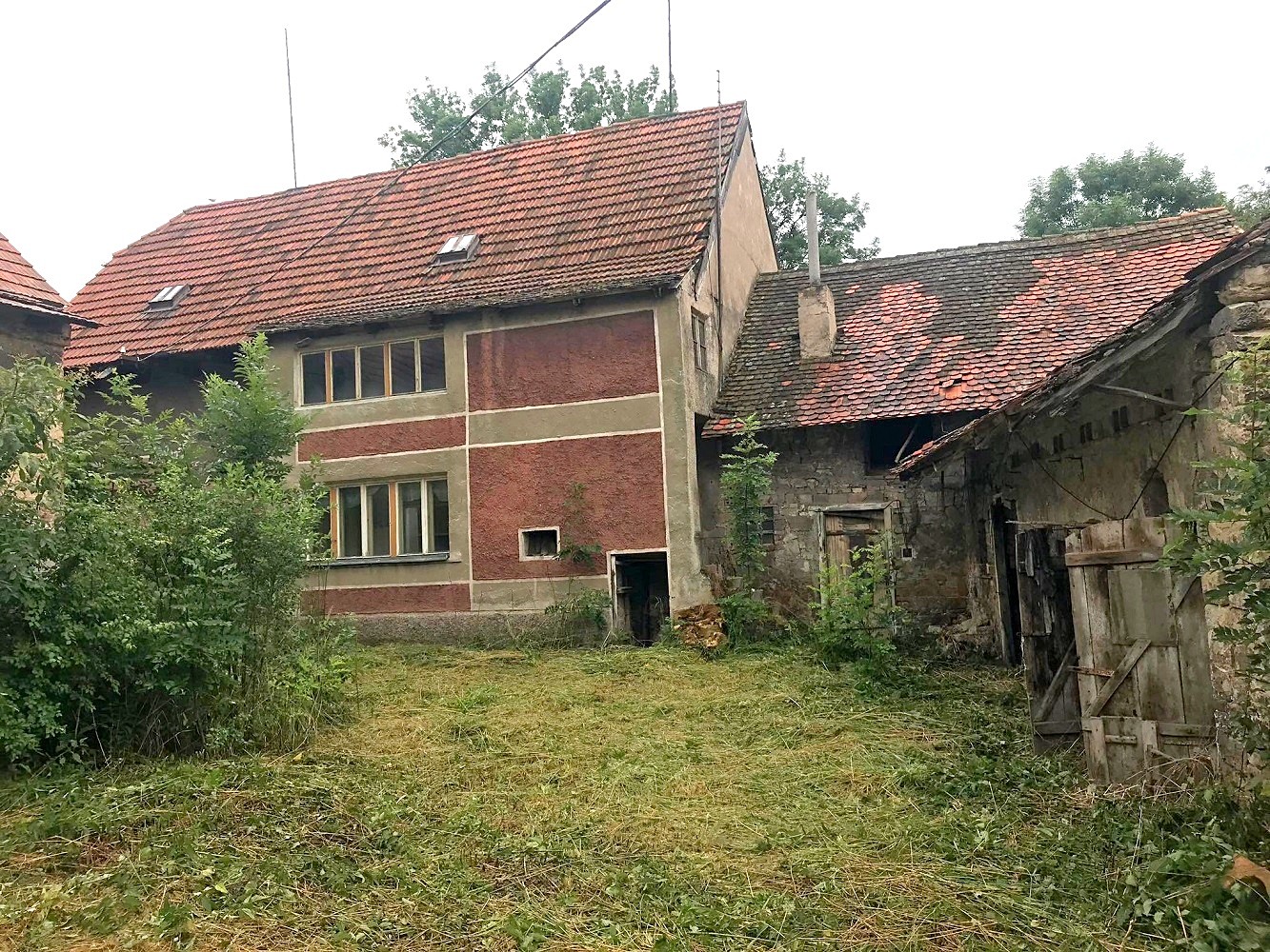 Prodej  rodinného domu 168 m², pozemek 1 000 m², Zbrašín, okres Louny