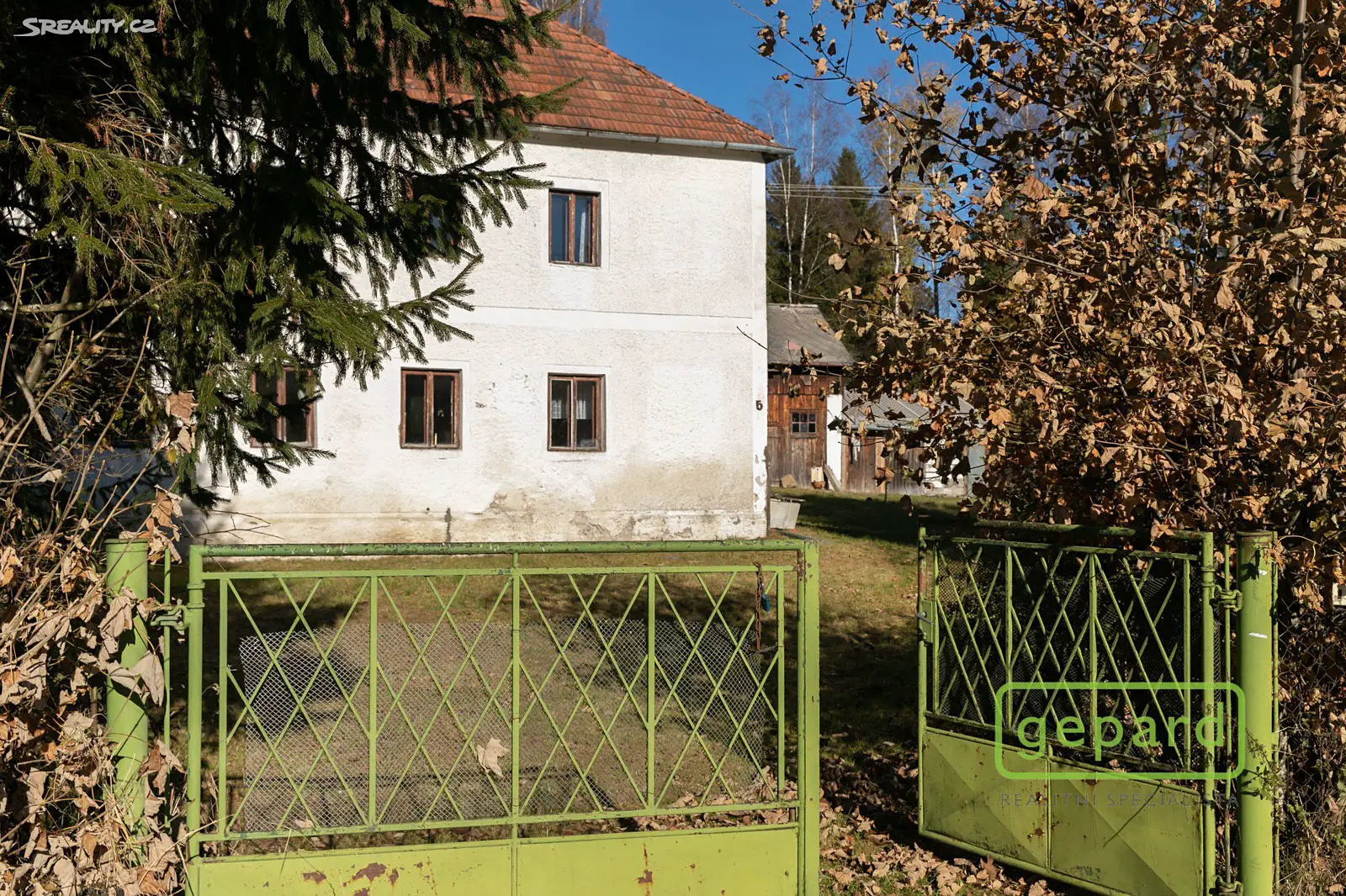 Prodej  vícegeneračního domu 490 m², pozemek 2 937 m², Horní Planá - Hory, okres Český Krumlov