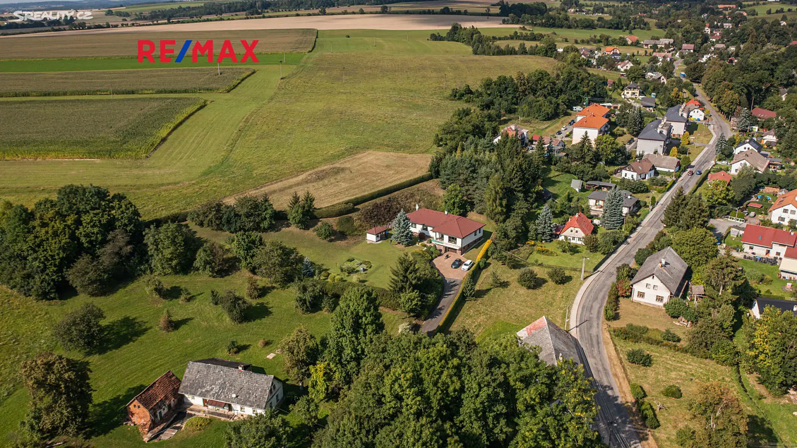 Prodej  vícegeneračního domu 360 m², pozemek 7 753 m², Lukavice, okres Rychnov nad Kněžnou