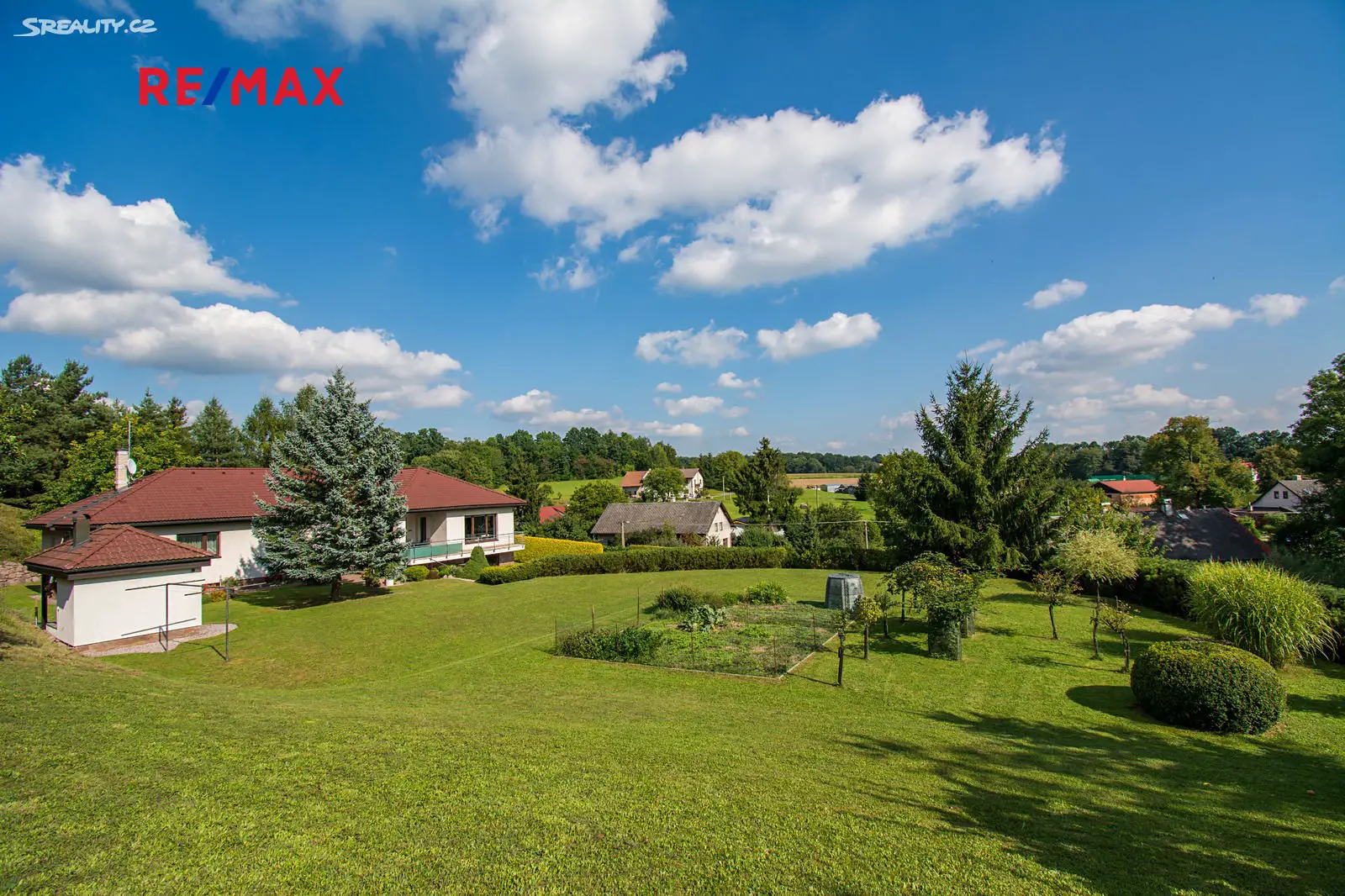 Prodej  vícegeneračního domu 360 m², pozemek 7 753 m², Lukavice, okres Rychnov nad Kněžnou