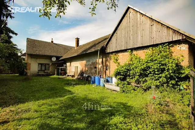 Prodej  zemědělské usedlosti 694 m², pozemek 860 m², Skalice, okres Hradec Králové