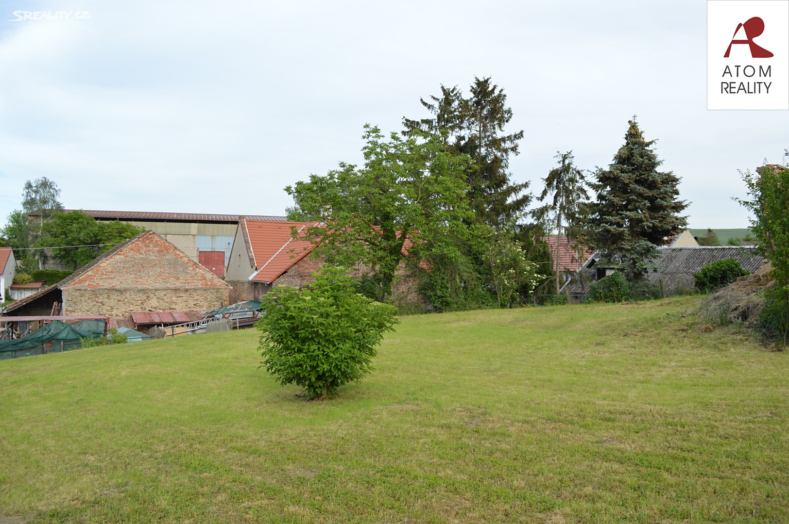 Prodej  stavebního pozemku 1 808 m², Břežany I - Chocenice, okres Kolín