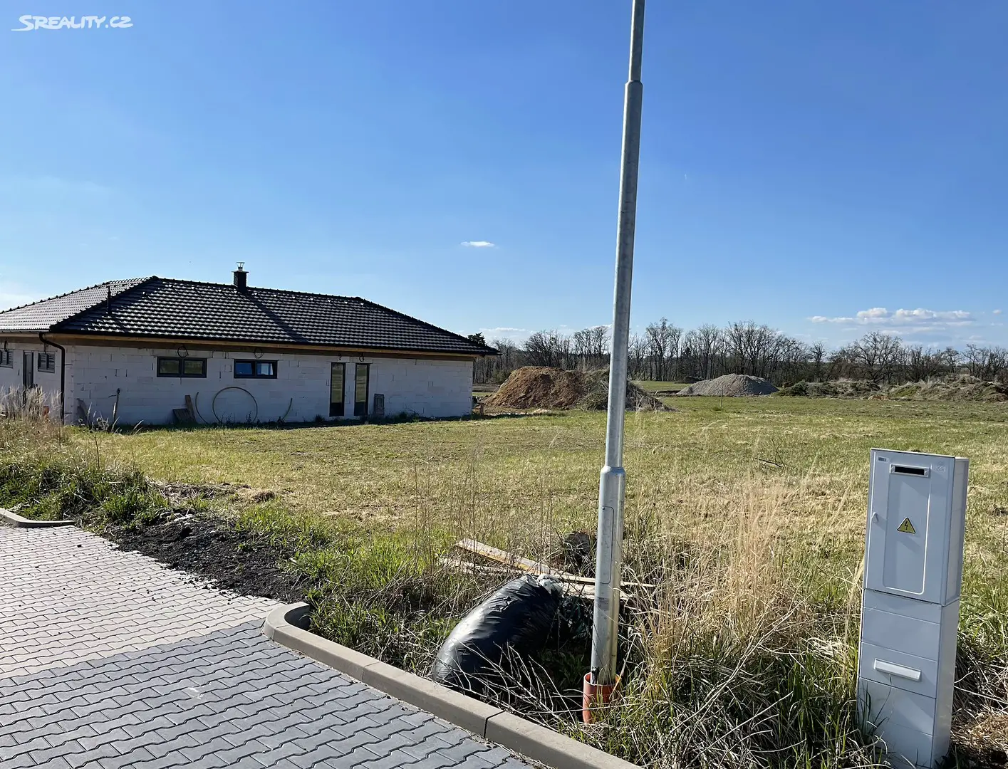 Prodej  stavebního pozemku 1 000 m², Horky nad Jizerou, okres Mladá Boleslav