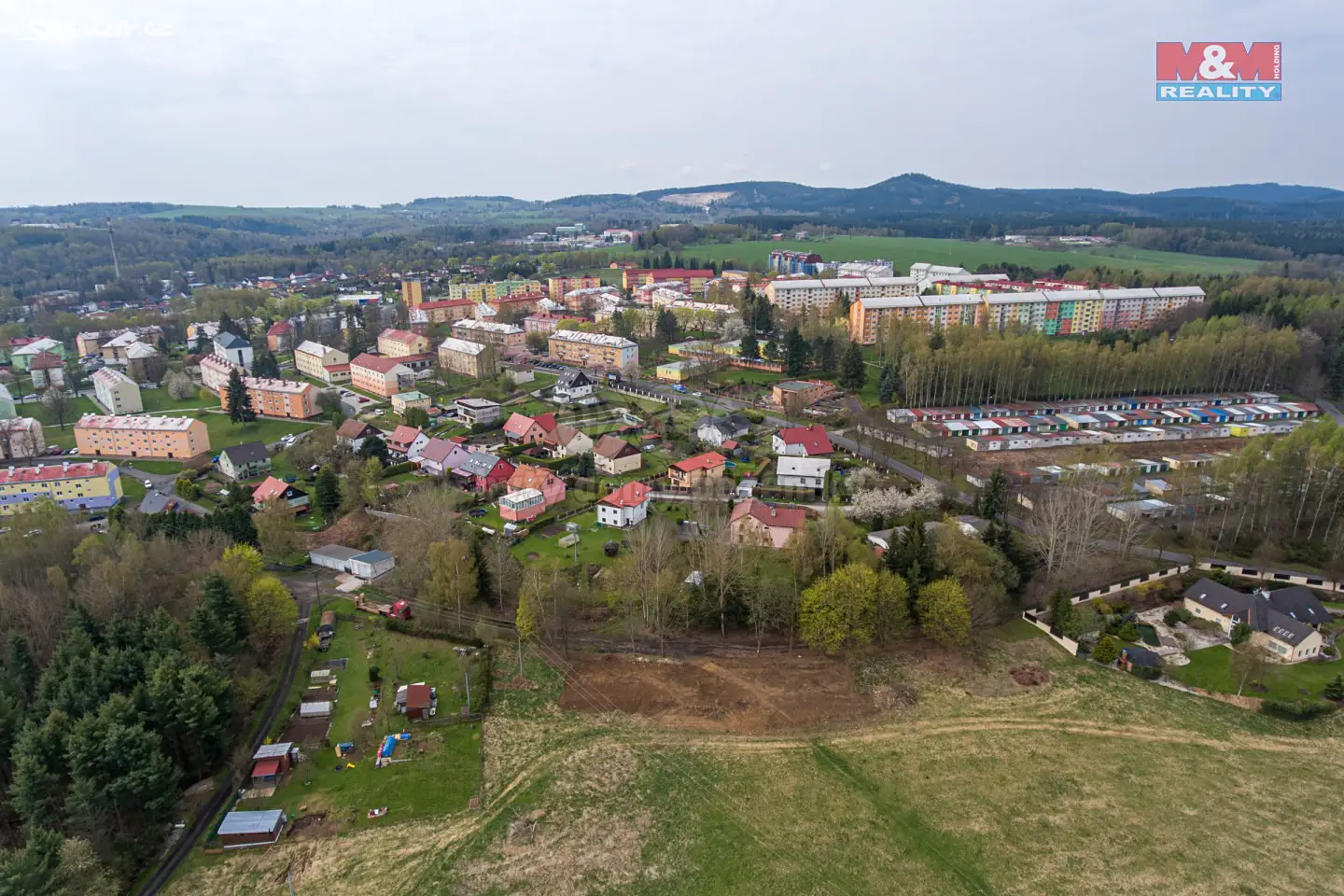Prodej  stavebního pozemku 2 289 m², Zahradní, Horní Slavkov