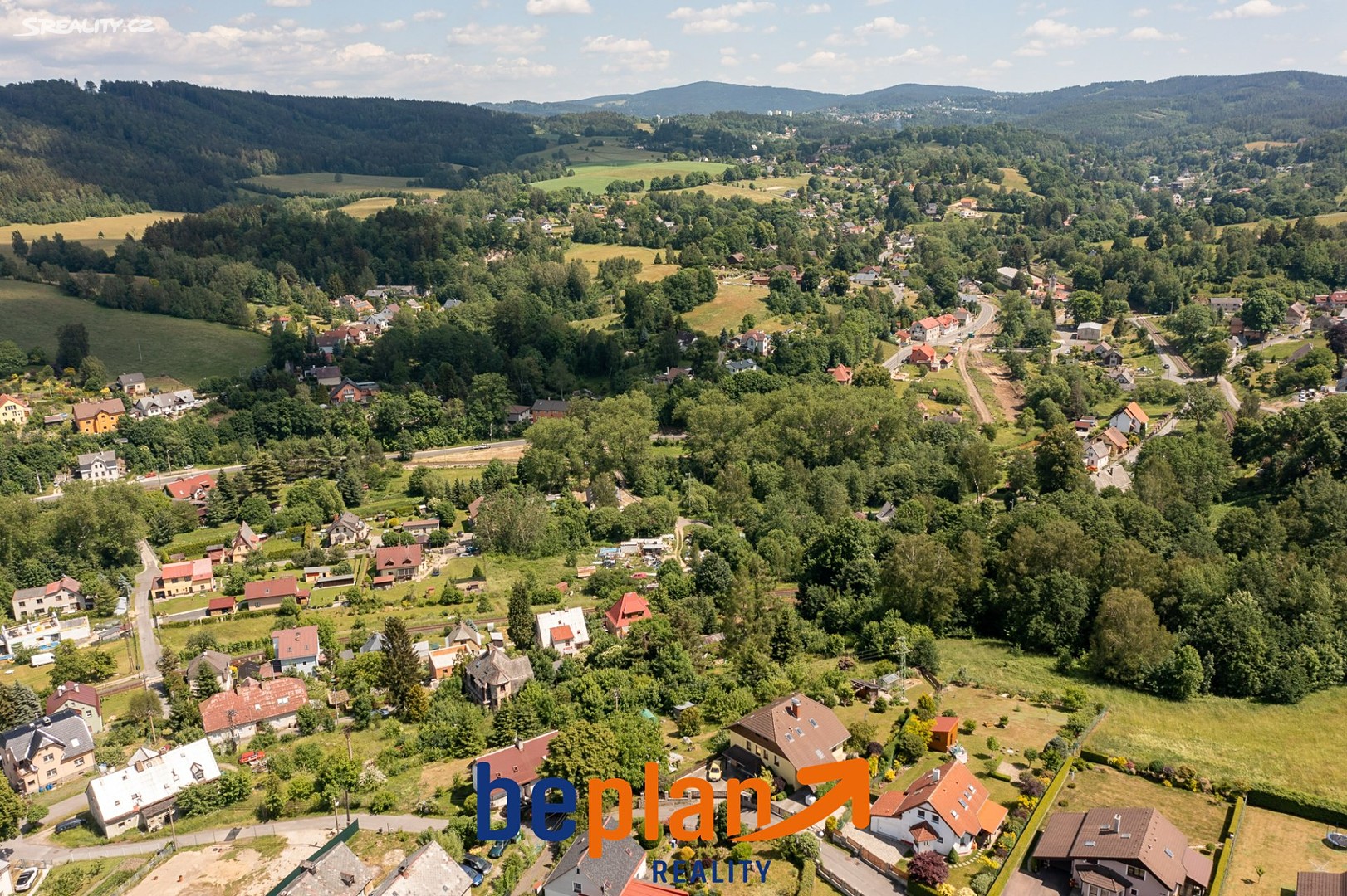 Prodej  stavebního pozemku 1 399 m², U Lesa, Liberec - Liberec XXX-Vratislavice nad Nisou