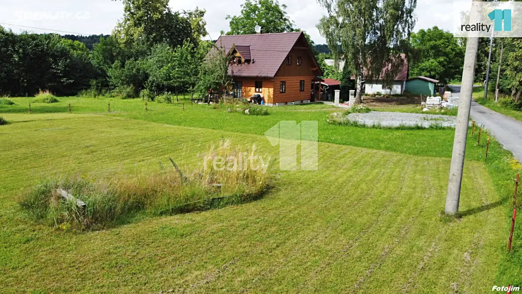 Prodej  stavebního pozemku 1 741 m², Kamenická, Mikulovice