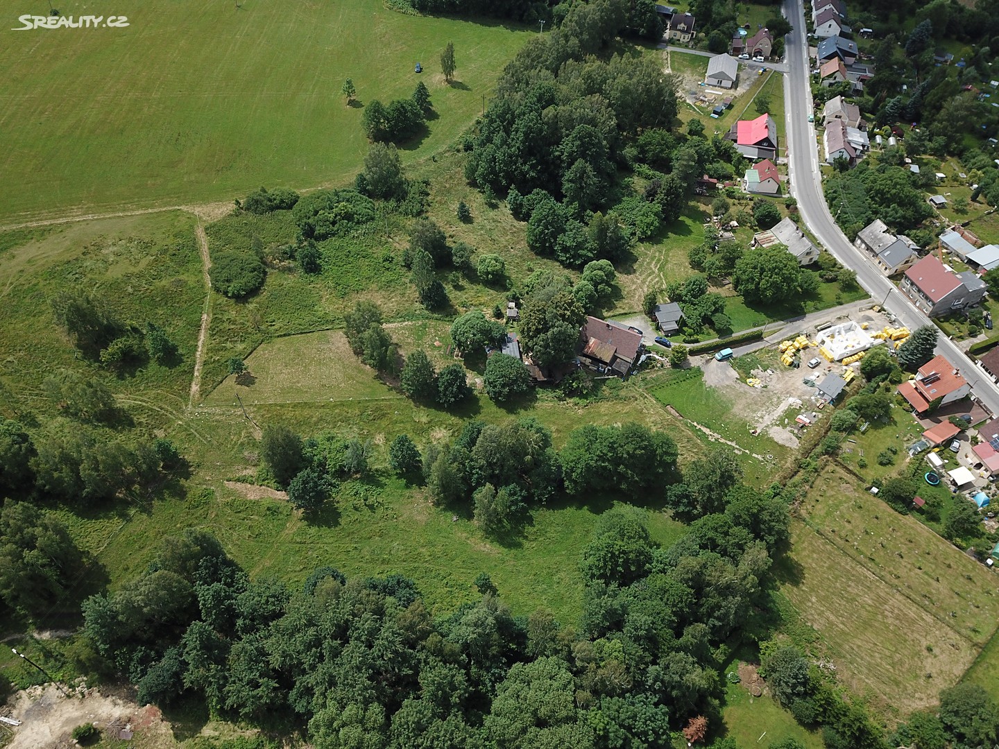 Prodej  stavebního pozemku 1 535 m², Nové Město pod Smrkem, okres Liberec