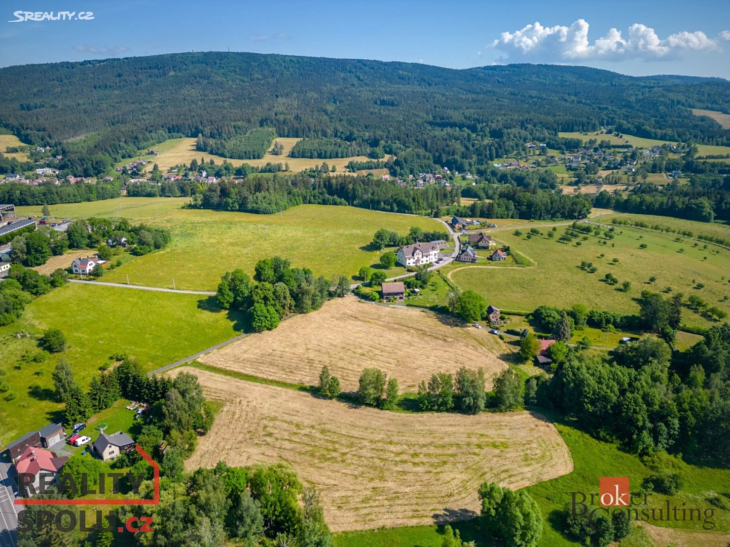 Prodej  stavebního pozemku 11 484 m², Pěnčín - Huť, okres Jablonec nad Nisou