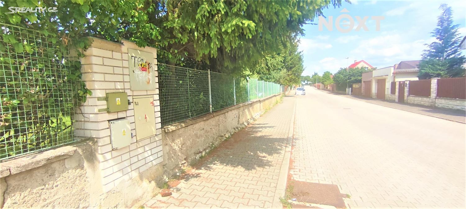 Prodej  stavebního pozemku 606 m², Nerudova, Rudná